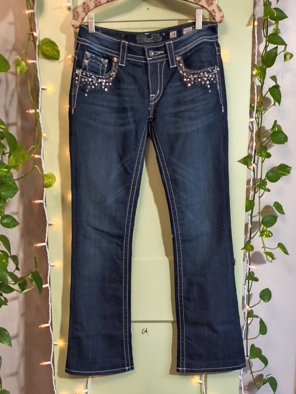Women's Miss Me For The Buckle  JE5682B2L Bootcut DK 133 Sequin Pockets 28
